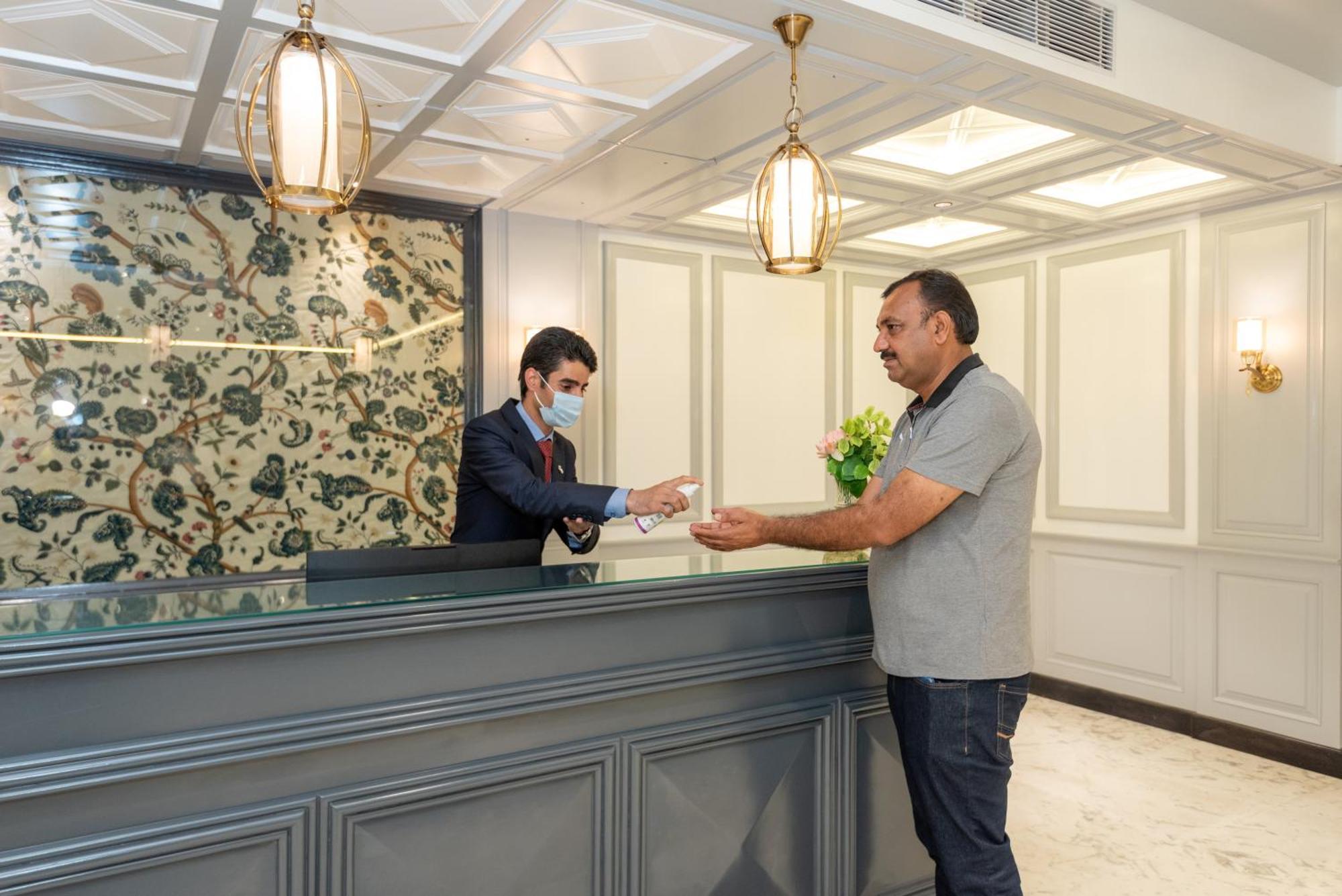 Hotel Grand Boulevard Durgjan Esterno foto